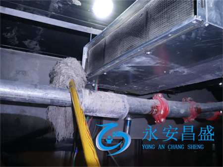 螺桿制冷機清洗價(jià)格大揭秘 開(kāi)啟中央空調設備高效運轉