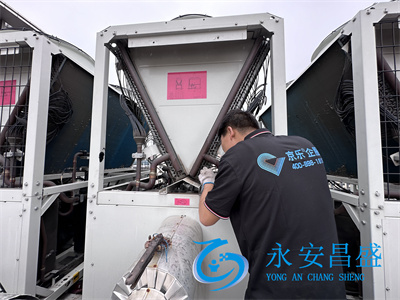 西安中央空調維修清洗 上門(mén)速度快 價(jià)格透明